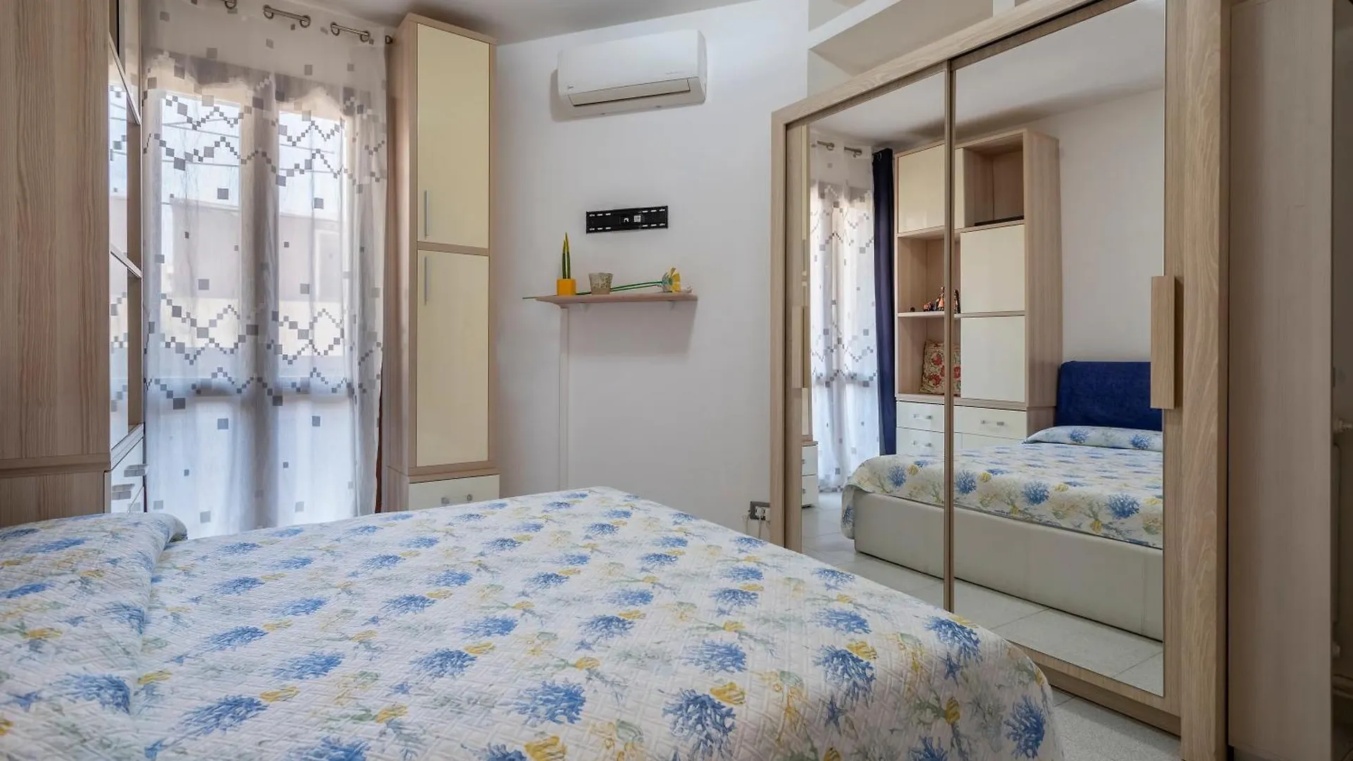 Clhome In The Heart Of Alghero 0*,  İtalya